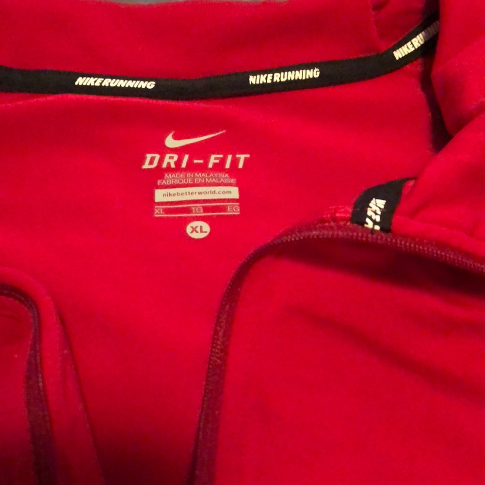 Nike 1/2 zip pullover